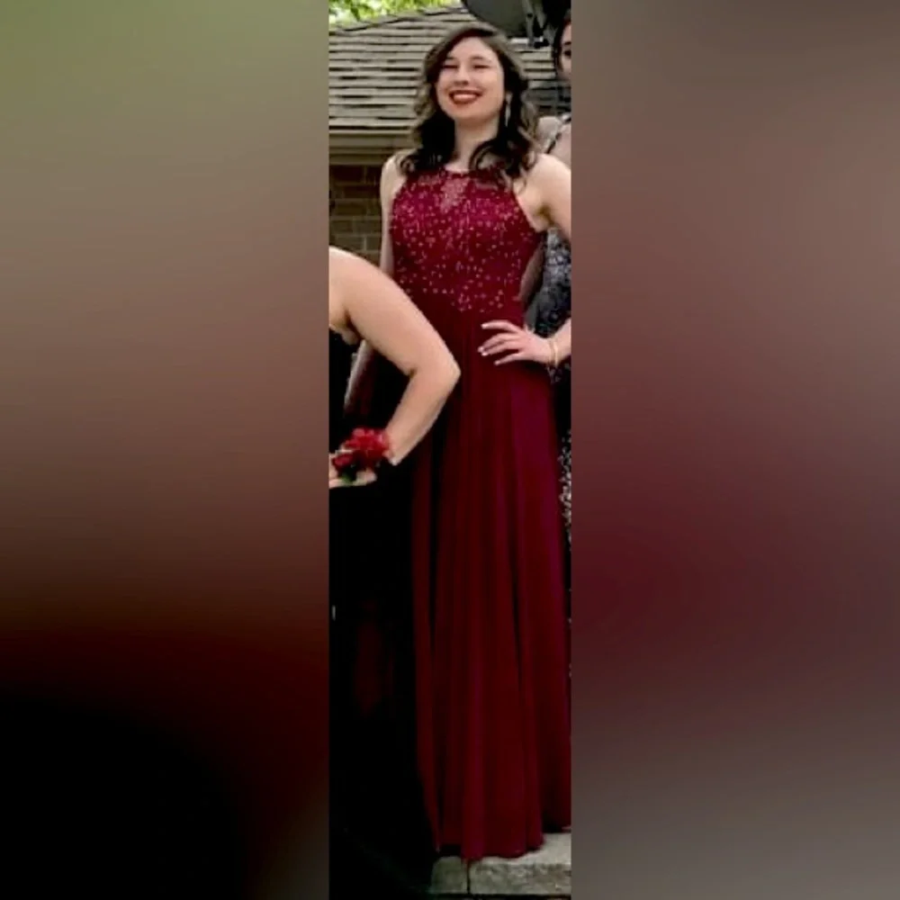 Red Prom Dress - Picture 3 of 8